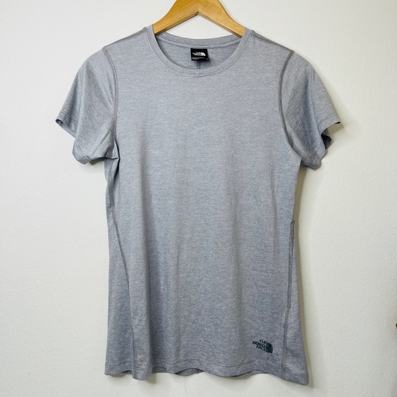 The North Face Crew Neck Dry Fit Top - Picture 1 of 4